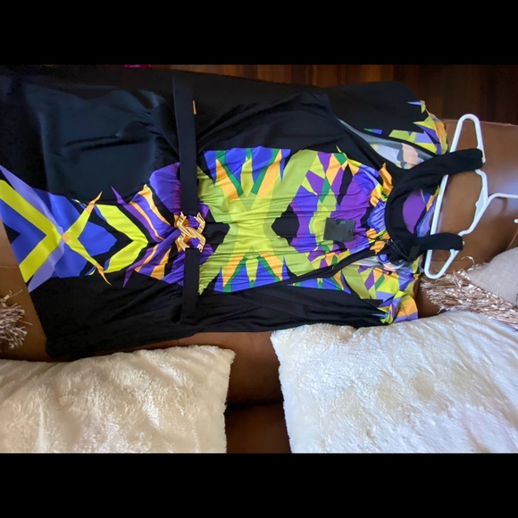 BCBG - Picture 2 of 3